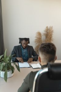 reduce HR costs in oil and gas
